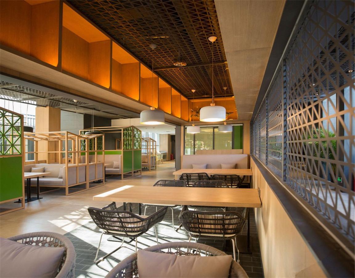 Qiu Guo Hotel Hua Mao Csaojang Kültér fotó