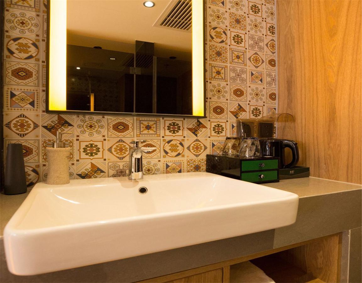 Qiu Guo Hotel Hua Mao Csaojang Kültér fotó