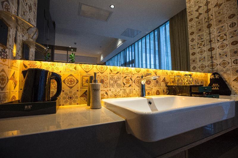 Qiu Guo Hotel Hua Mao Csaojang Kültér fotó